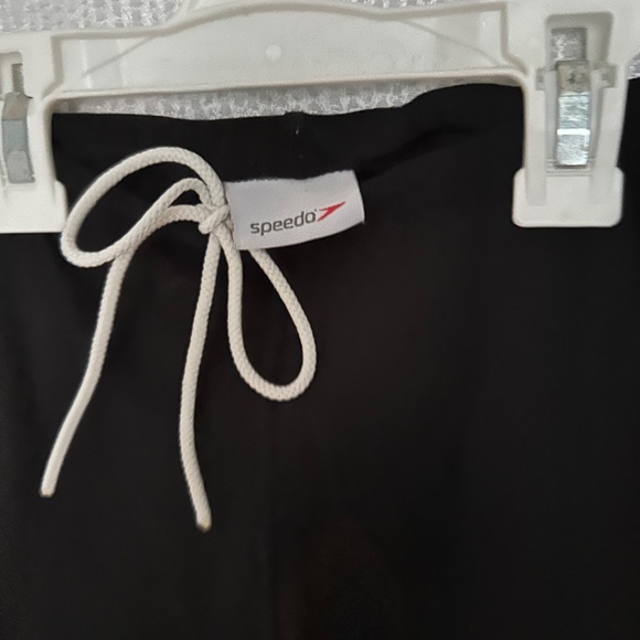 Speedo Endurance, boys jammer swim, size 9-10 - Picture 3 of 7